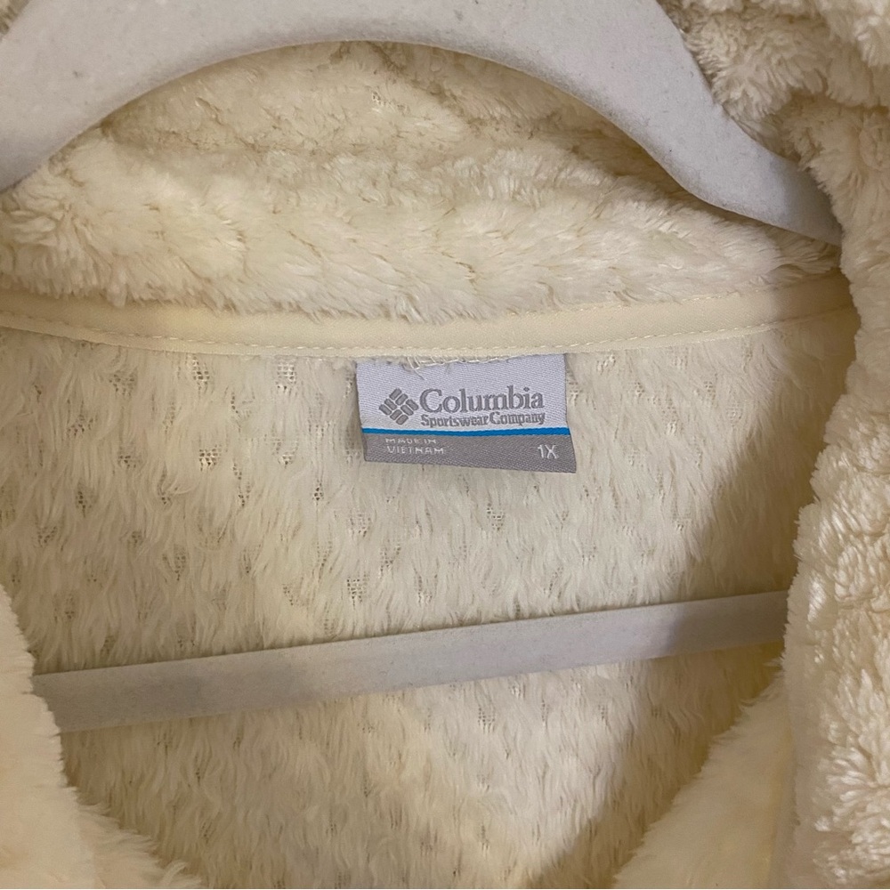 Cream Columbia Jacket - Picture 4 of 9